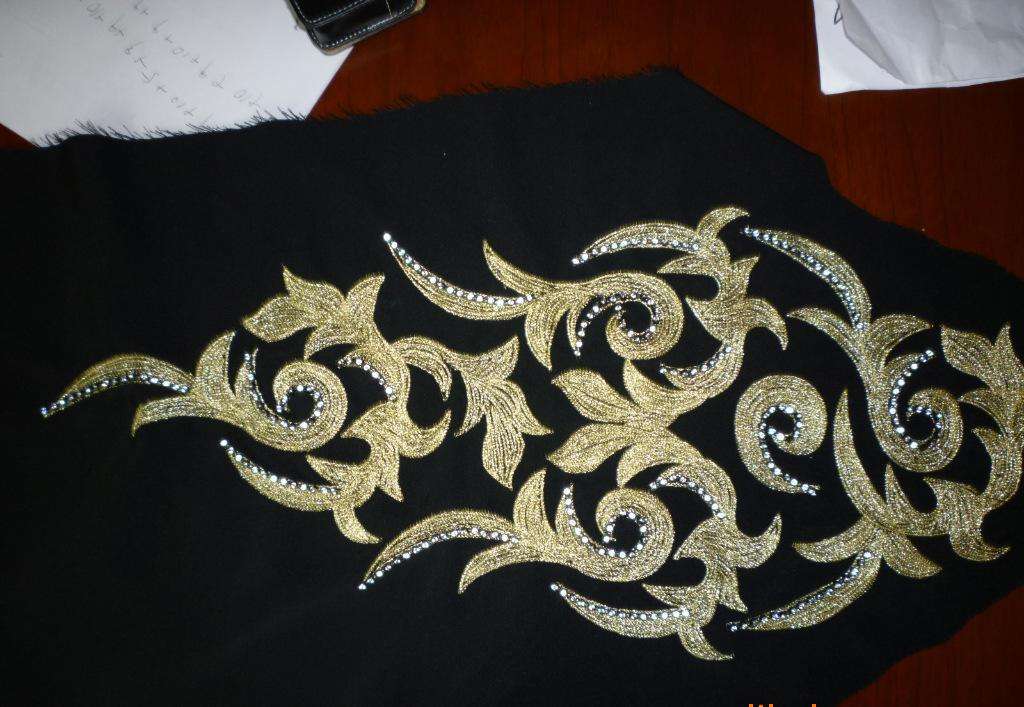 麗繡坊