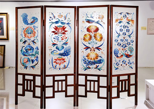 中國(guó)屏風(fēng)工藝刺繡加工